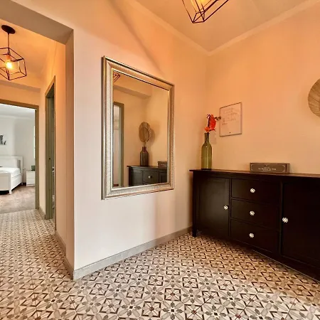 Downtown By United Renters *