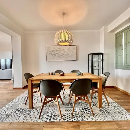 Downtown By United Renters *